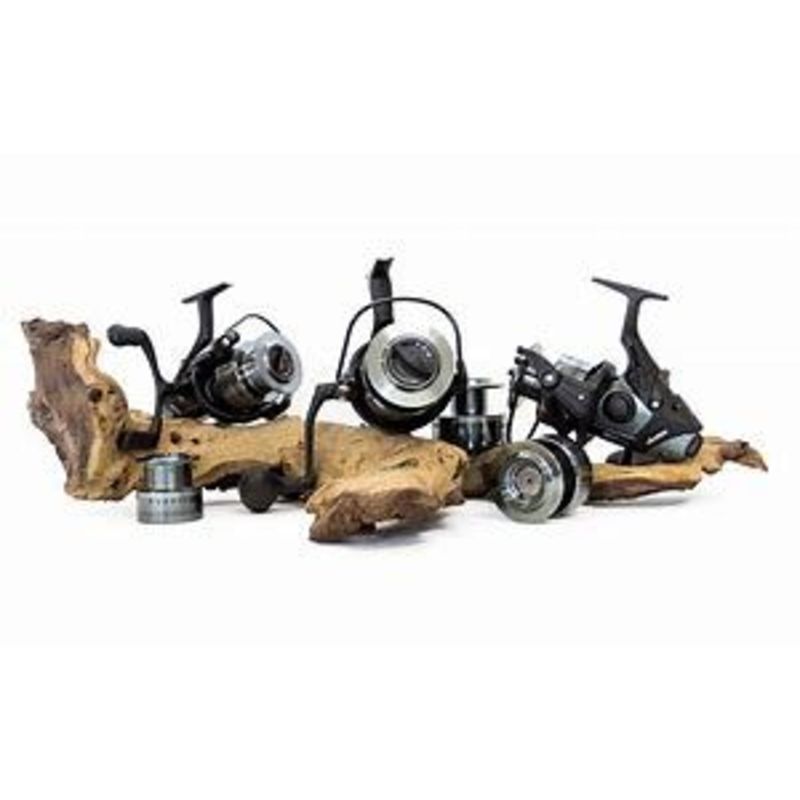 okuma aventa baitfeeder reel REEL OKUMA BAITFEEDER AVENTA AB-5000 7B/B – All Out Angling