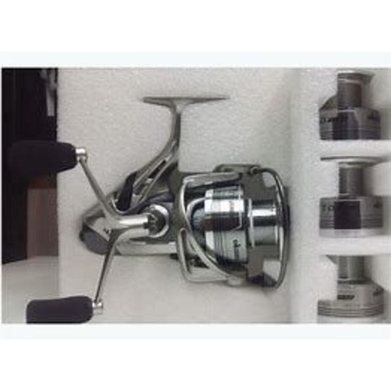 okuma aventa baitfeeder spinning reel REEL OKUMA BAITFEEDER AVENTA PRO SERIES 5000
